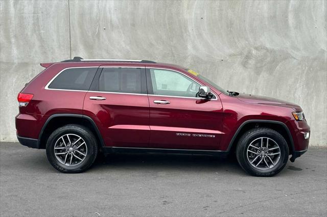 used 2017 Jeep Grand Cherokee car, priced at $18,131