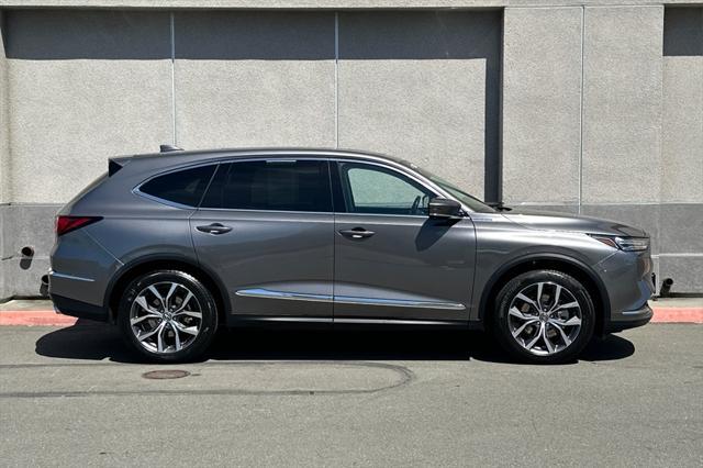 used 2022 Acura MDX car, priced at $42,795