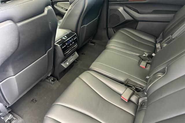 used 2022 Acura MDX car, priced at $42,795