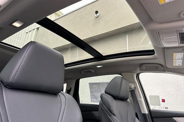 new 2025 Acura MDX car, priced at $53,150