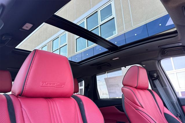 new 2026 Acura MDX car, priced at $77,800