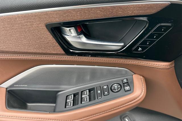 new 2025 Acura MDX car, priced at $68,250