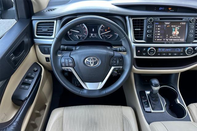 used 2016 Toyota Highlander car, priced at $18,480