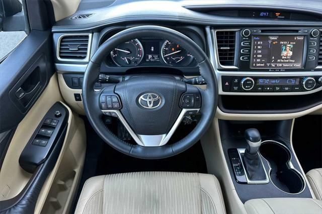 used 2016 Toyota Highlander car, priced at $18,980