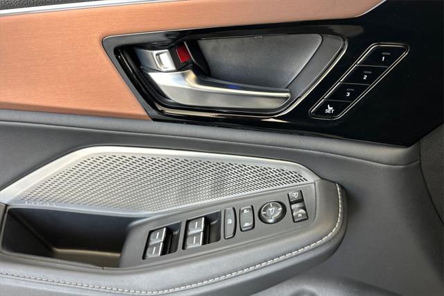 used 2022 Acura MDX car, priced at $41,495