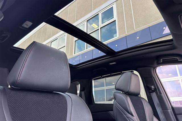 used 2023 Acura MDX car, priced at $47,695