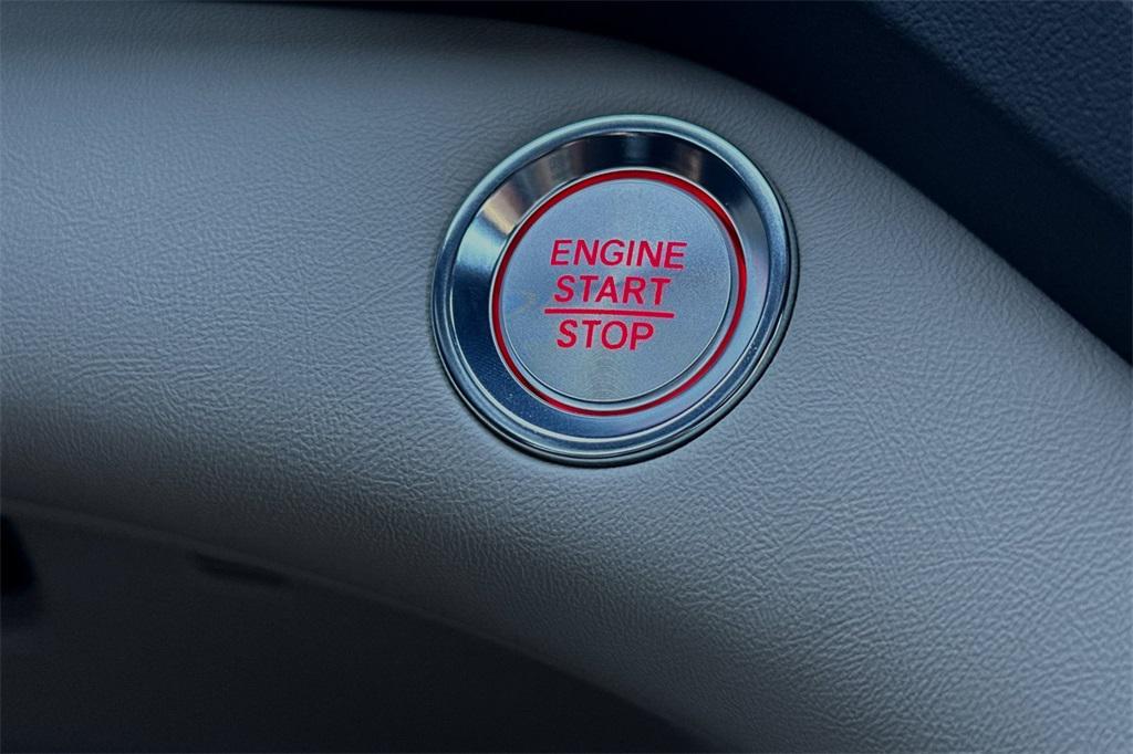 new 2025 Acura RDX car, priced at $56,400