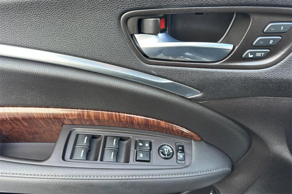 used 2018 Acura MDX car, priced at $19,680
