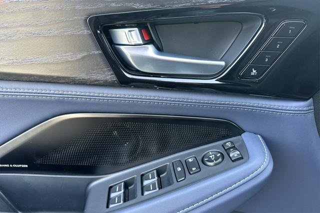 new 2025 Acura MDX car, priced at $77,200