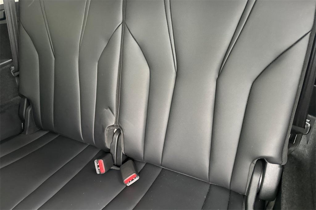 used 2023 Acura MDX car, priced at $44,480