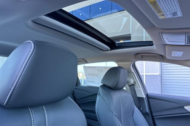 used 2025 Acura TLX car, priced at $39,980