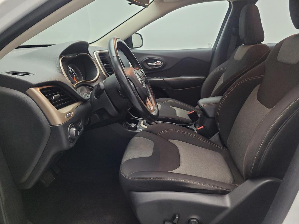 used 2016 Jeep Cherokee car, priced at $15,195