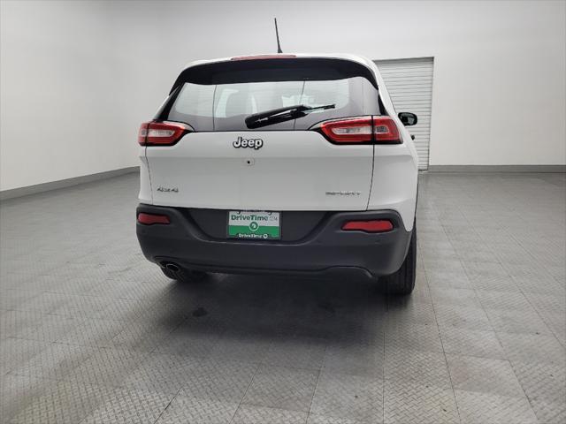 used 2016 Jeep Cherokee car, priced at $15,395