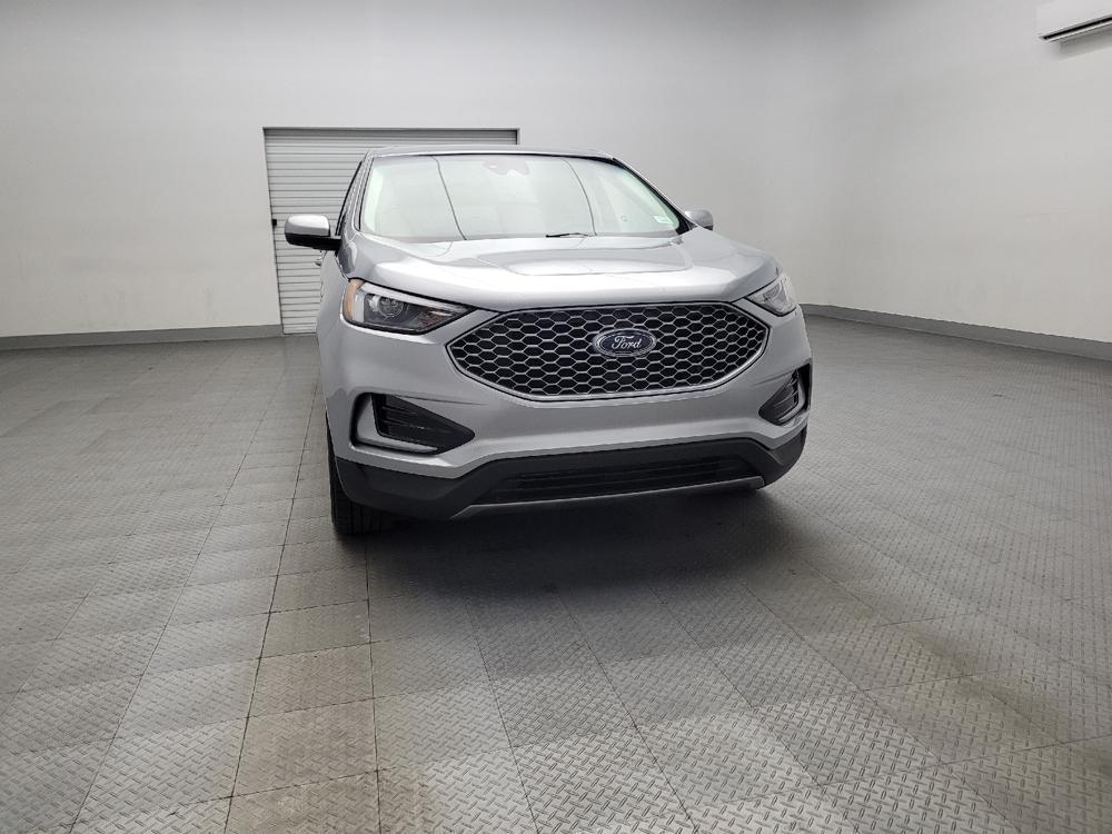 used 2024 Ford Edge car, priced at $30,295