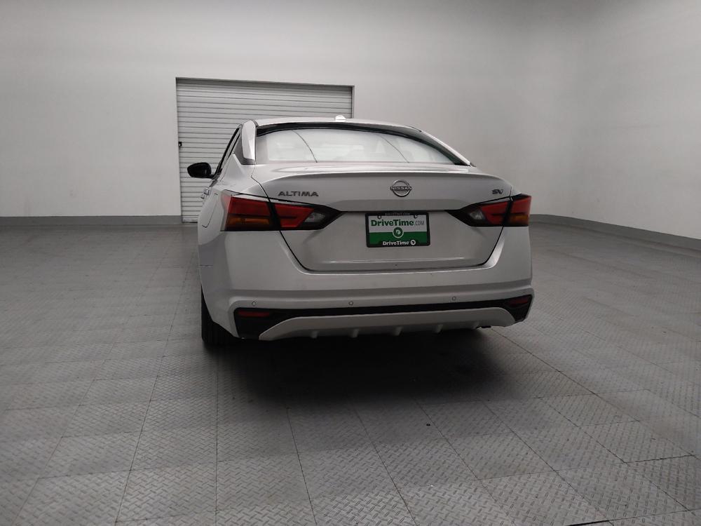 used 2024 Nissan Altima car, priced at $25,995