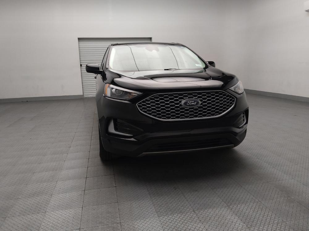 used 2024 Ford Edge car, priced at $28,895