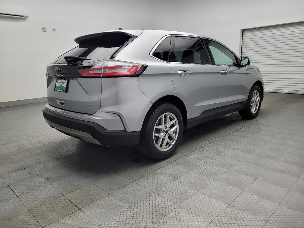 used 2024 Ford Edge car, priced at $29,895