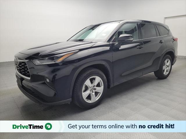 used 2021 Toyota Highlander car, priced at $27,795