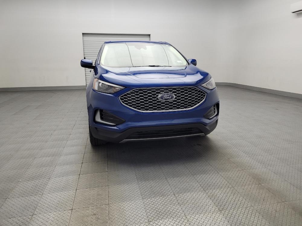 used 2024 Ford Edge car, priced at $28,295