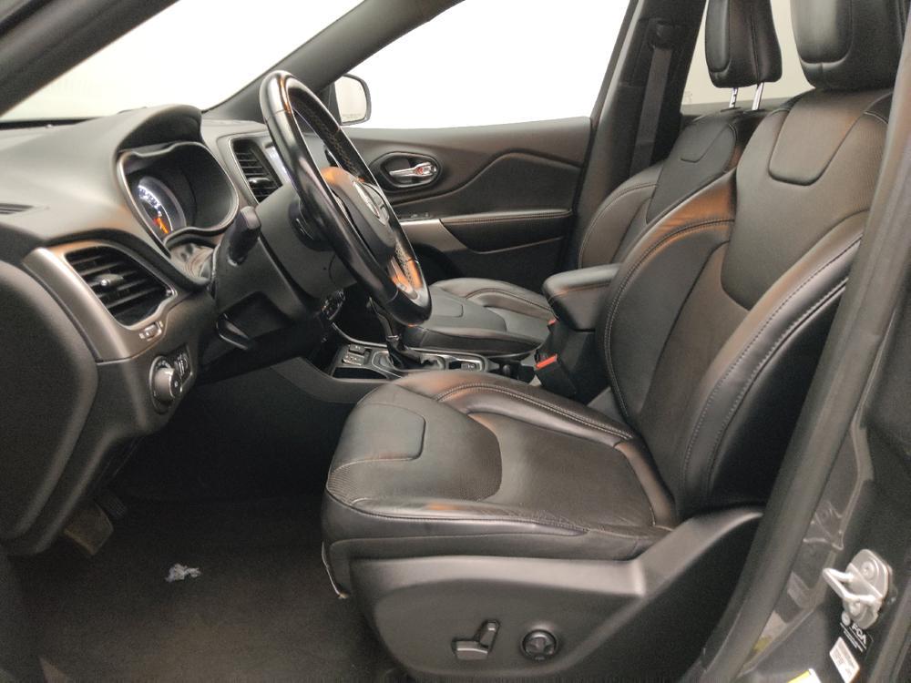 used 2021 Jeep Cherokee car, priced at $26,495
