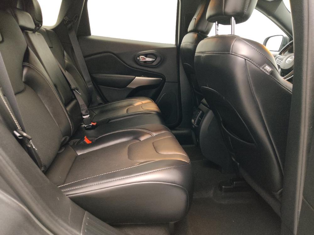used 2021 Jeep Cherokee car, priced at $26,495