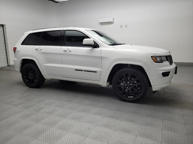 used 2017 Jeep Grand Cherokee car, priced at $19,195