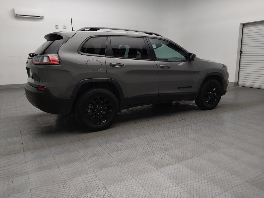 used 2023 Jeep Cherokee car, priced at $28,695
