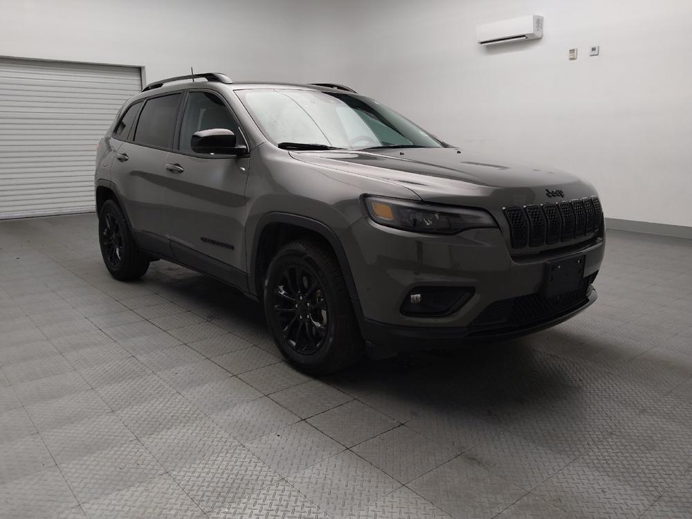 used 2023 Jeep Cherokee car, priced at $28,695
