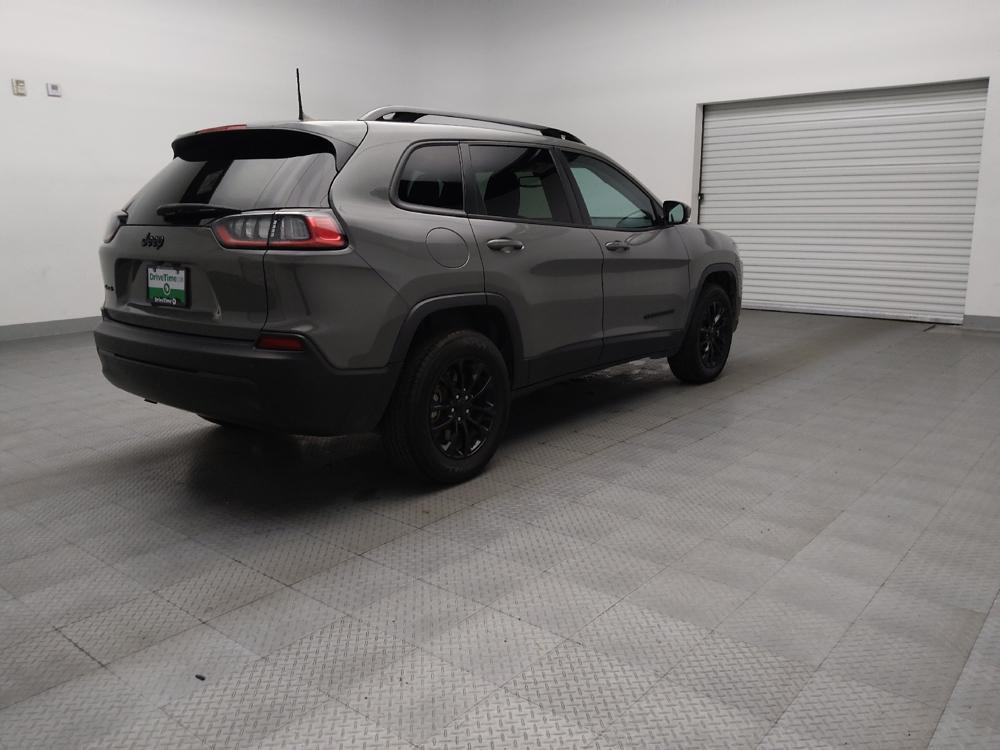 used 2023 Jeep Cherokee car, priced at $28,695