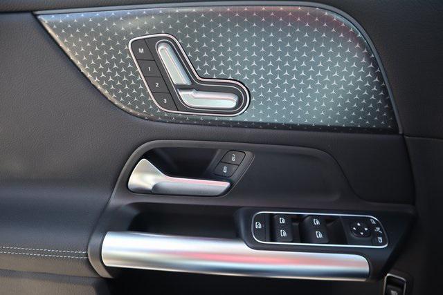 used 2025 Mercedes-Benz GLA 250 car, priced at $38,415