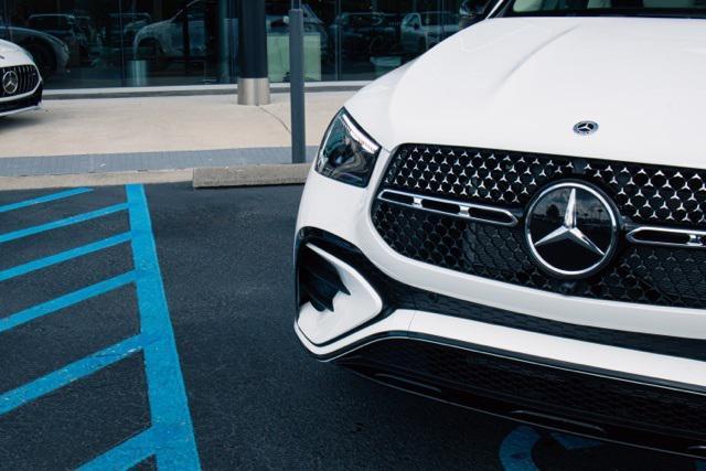 new 2026 Mercedes-Benz GLE 450 car, priced at $83,825