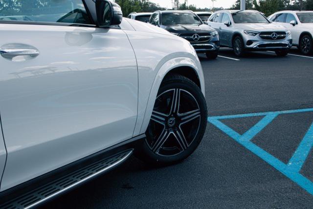 new 2026 Mercedes-Benz GLE 450 car, priced at $83,825