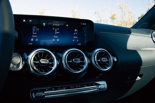 new 2026 Mercedes-Benz GLA 250 car, priced at $48,095