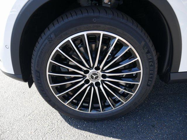 new 2026 Mercedes-Benz GLC 300 car, priced at $56,515