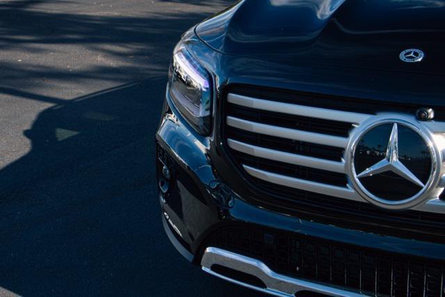 new 2026 Mercedes-Benz GLB 250 car, priced at $49,640