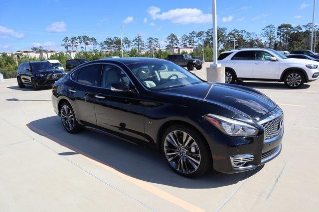 used 2017 INFINITI Q70 car, priced at $14,000