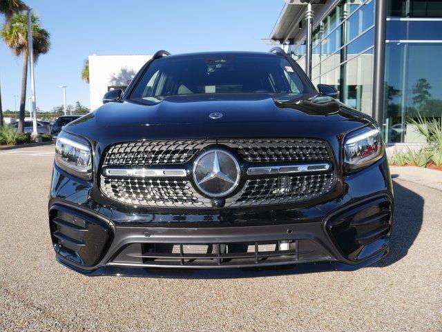 used 2024 Mercedes-Benz GLB 250 car, priced at $41,090