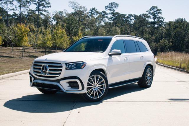 new 2026 Mercedes-Benz GLS 580 car, priced at $126,775