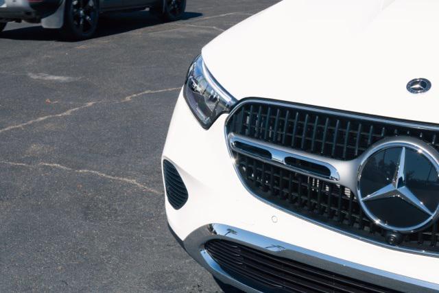 new 2026 Mercedes-Benz GLC 300 car, priced at $55,540