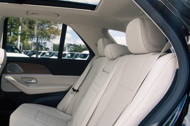 new 2026 Mercedes-Benz GLE 450 car, priced at $83,825