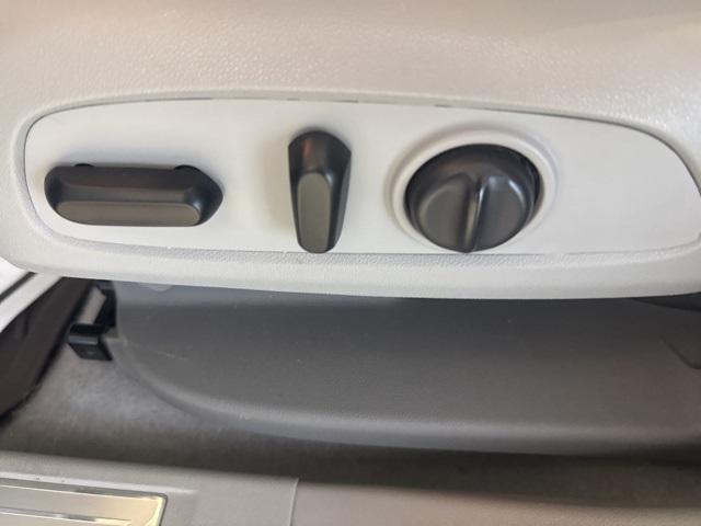 used 2021 GMC Acadia car, priced at $23,491