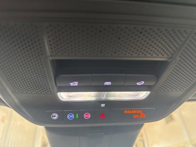 new 2026 Chevrolet Traverse car, priced at $56,227