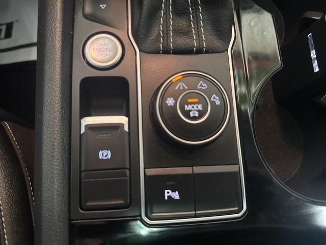 used 2022 Volkswagen Atlas car, priced at $35,999