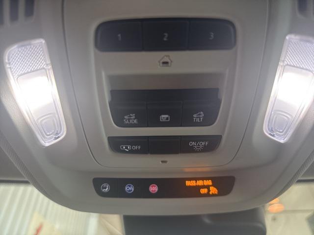 used 2022 Buick Envision car, priced at $32,999
