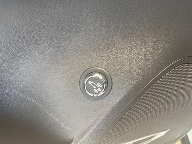 used 2022 Buick Envision car, priced at $32,999
