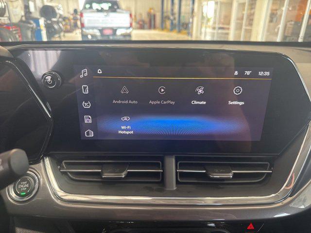 new 2025 Chevrolet Trax car, priced at $26,062