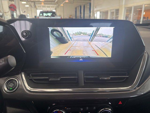 new 2025 Chevrolet Trax car, priced at $26,062