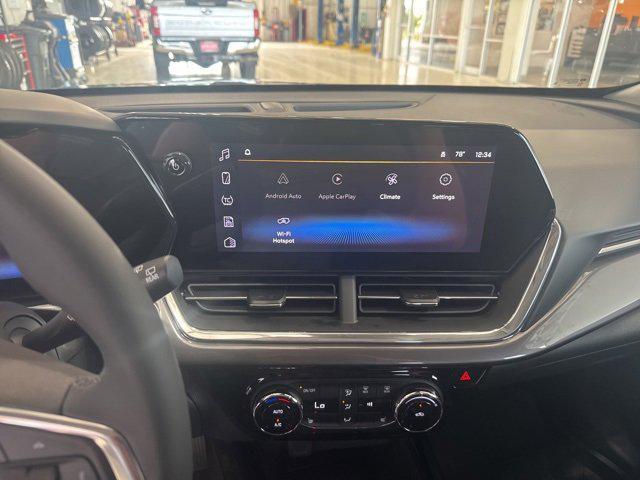 new 2025 Chevrolet Trax car, priced at $26,062