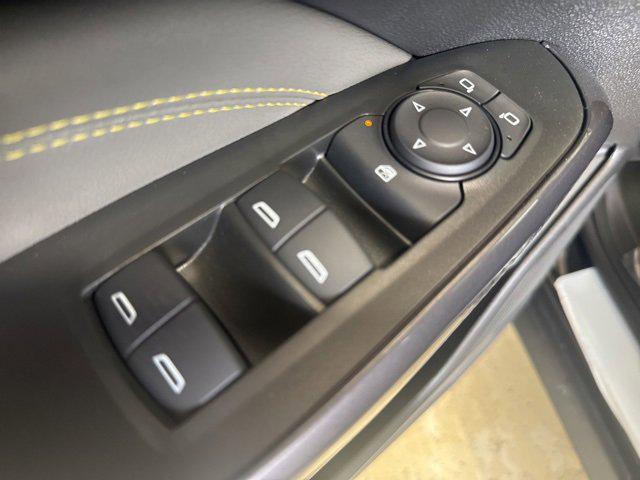 new 2025 Chevrolet Trax car, priced at $26,062