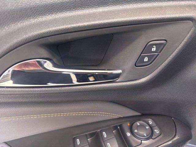 new 2025 Chevrolet Trax car, priced at $26,062